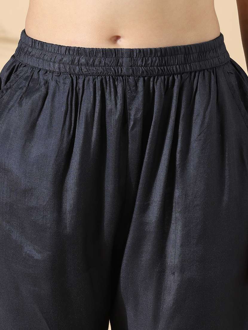 women three quarter sleeve kurta pant set - 21842919 -  Standard Image - 6