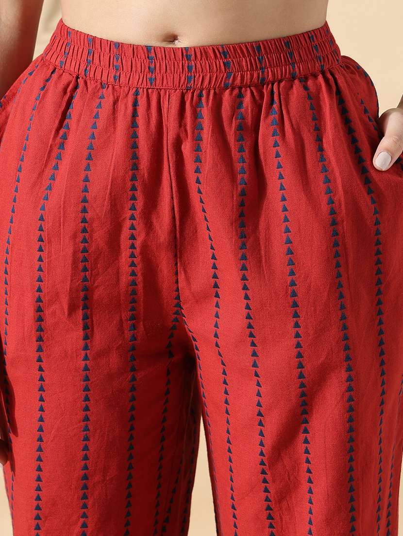 women red three quarter sleeve kurta pant set - 21842943 -  Standard Image - 6