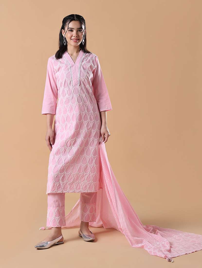 women three quarter sleeve kurta pant with dupatta set - 21842949 -  Standard Image - 1