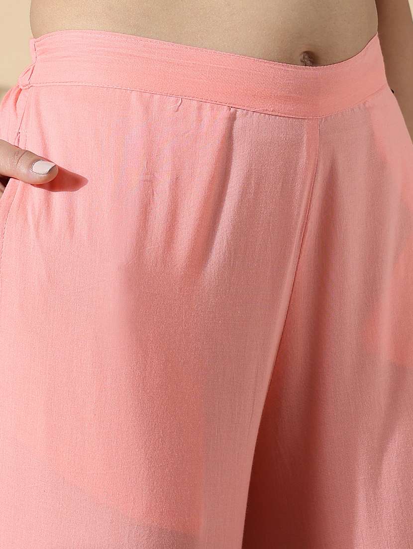 women peach embroidered kurta palazzo set  - 21842973 -  Standard Image - 6