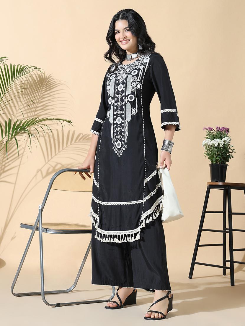 women black three quarter sleeve kurta palazzo set - 21842984 - Standard Image - 4