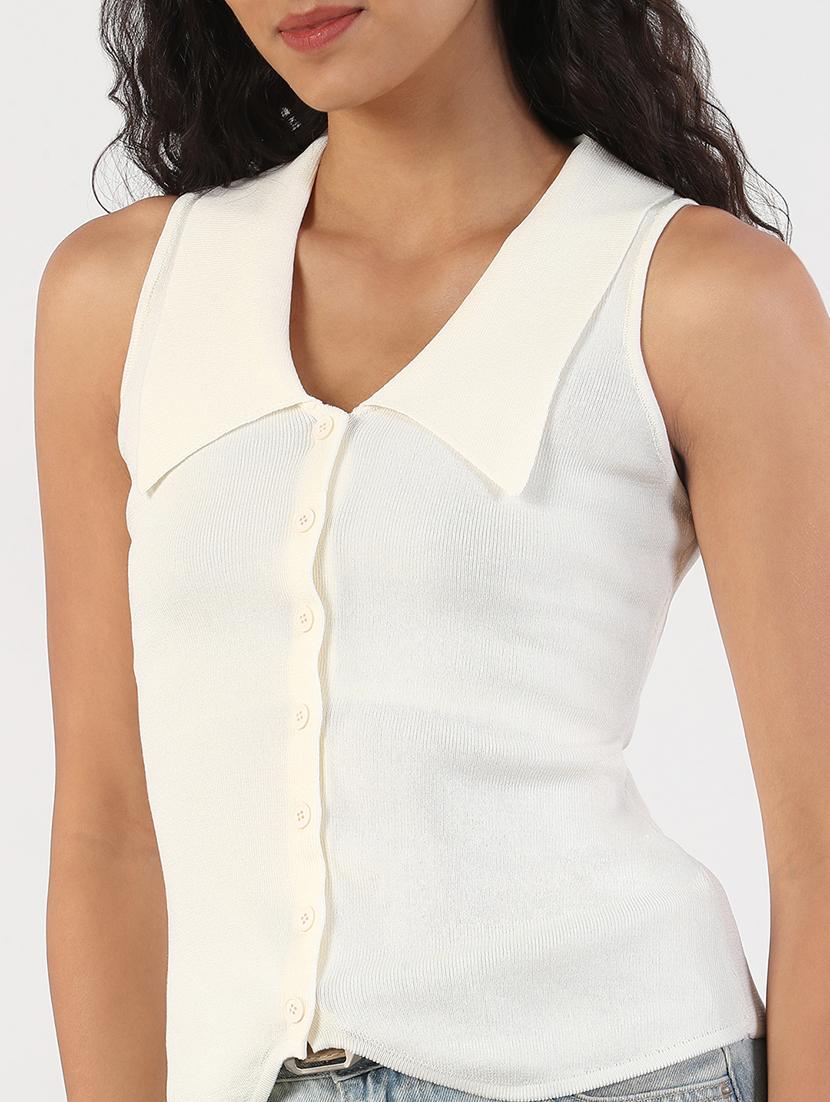 women solid sleeveless collared regular top - 21843043 - Standard Image - 4