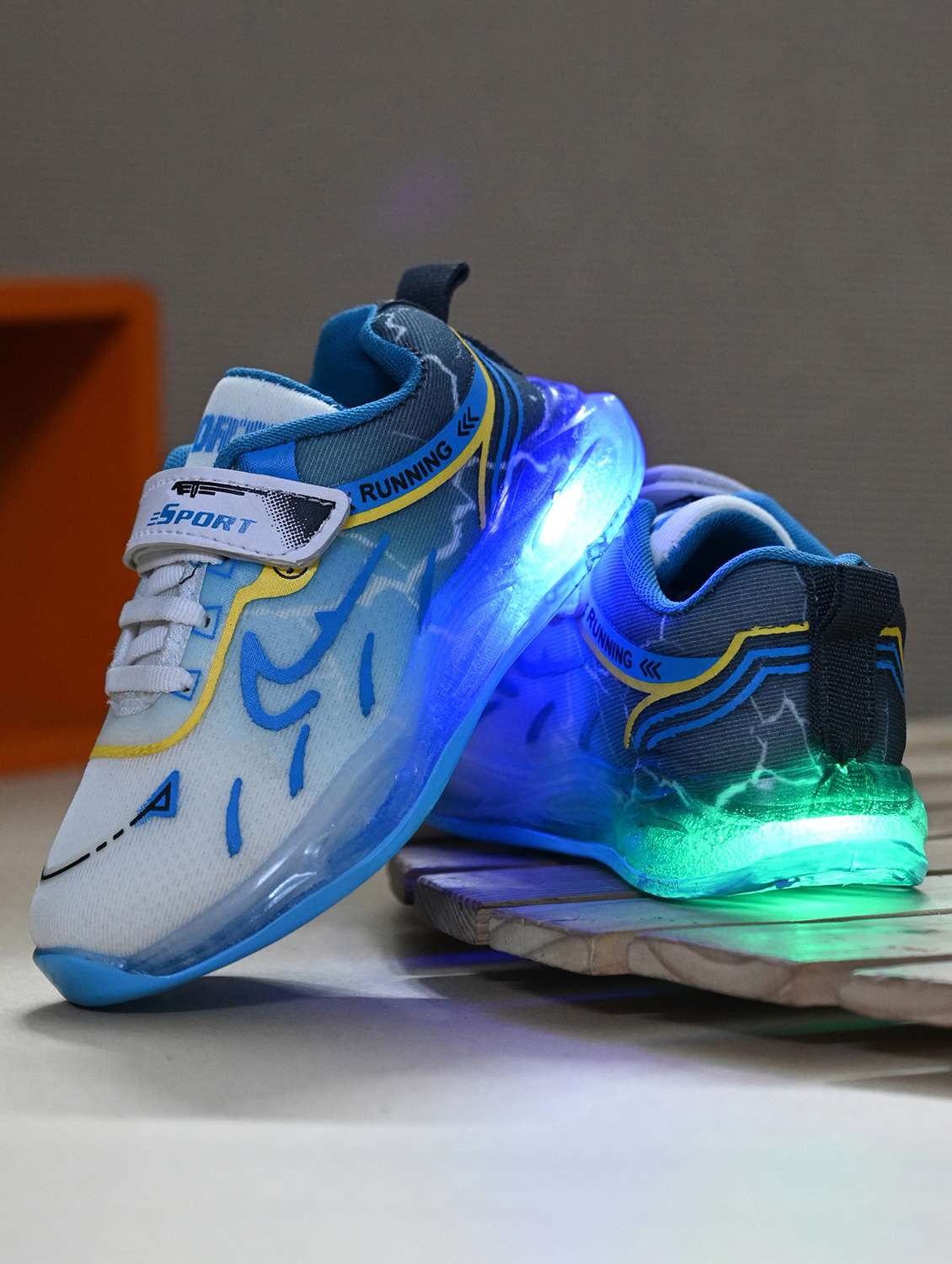 boys blue lace up sport shoes