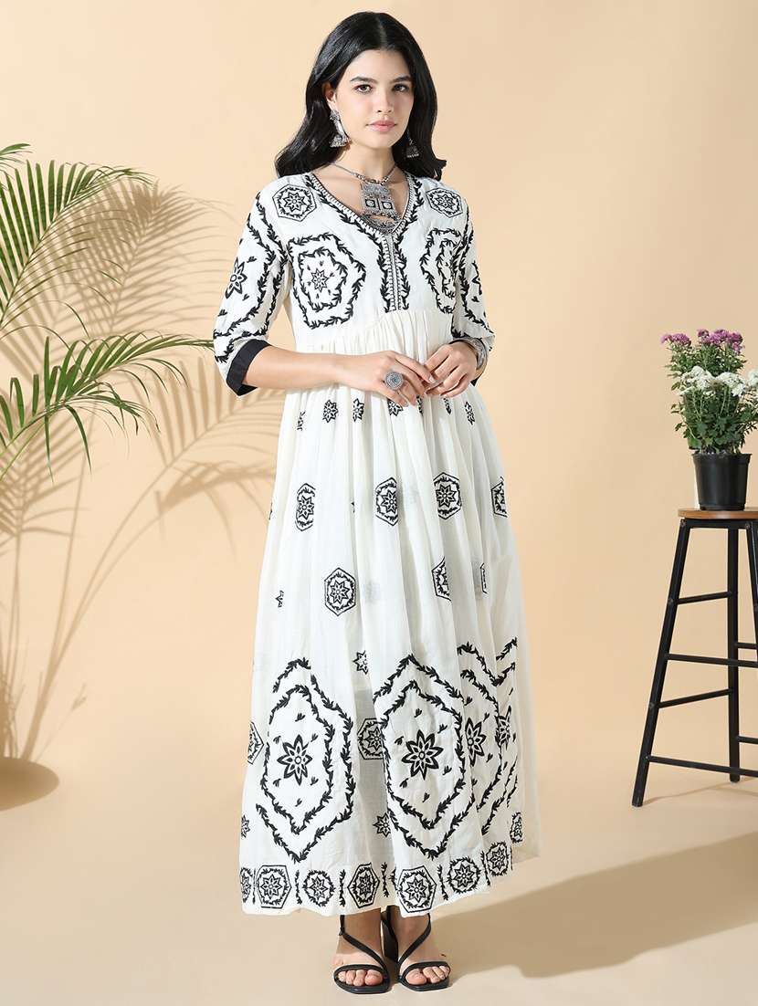 women white three quarter sleeve anarkali kurta - 21843119 -  Standard Image - 1