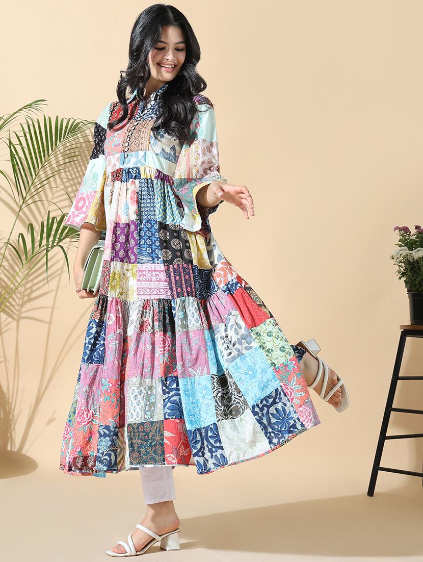 women printed three quarter sleeve flared kurta - 21843130 - Standard Image - 4