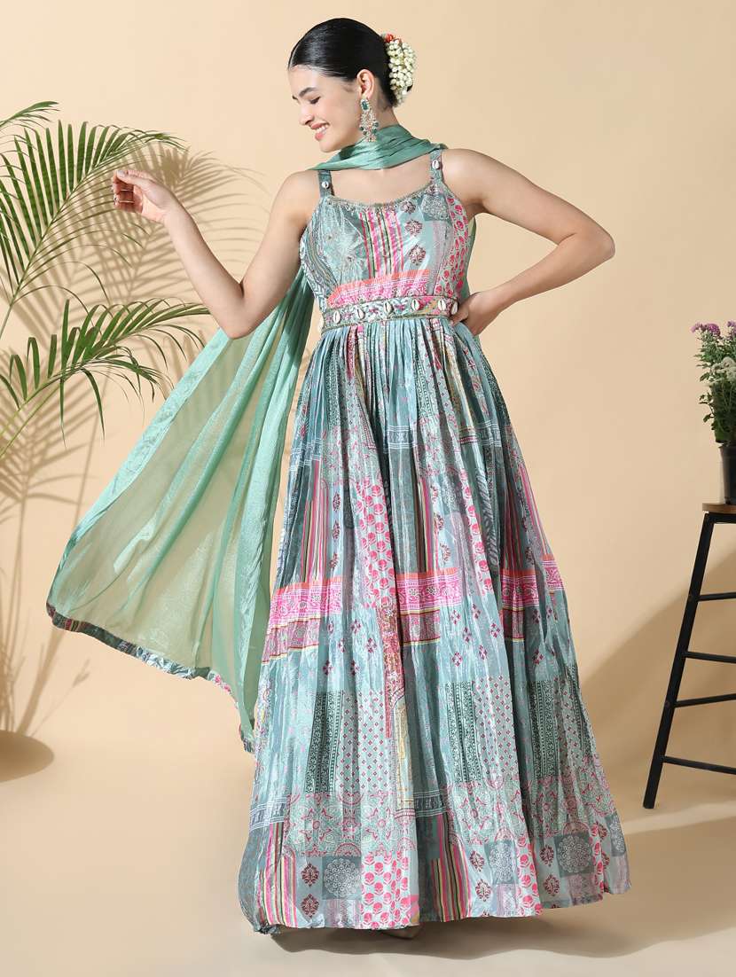 women printed sleeveless kurta pant with dupatta set - 21843142 - Standard Image - 4