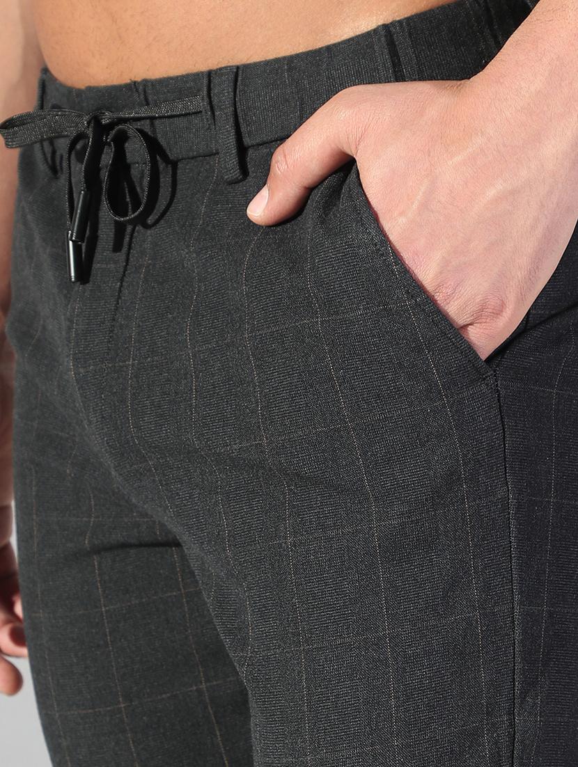 men checkered low rise flat front casual trouser - 21843207 - Standard Image - 4