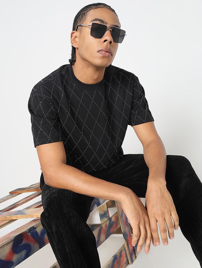 men all over print round neck regular fit t-shirt - 21843264 - Zoom Image - 0