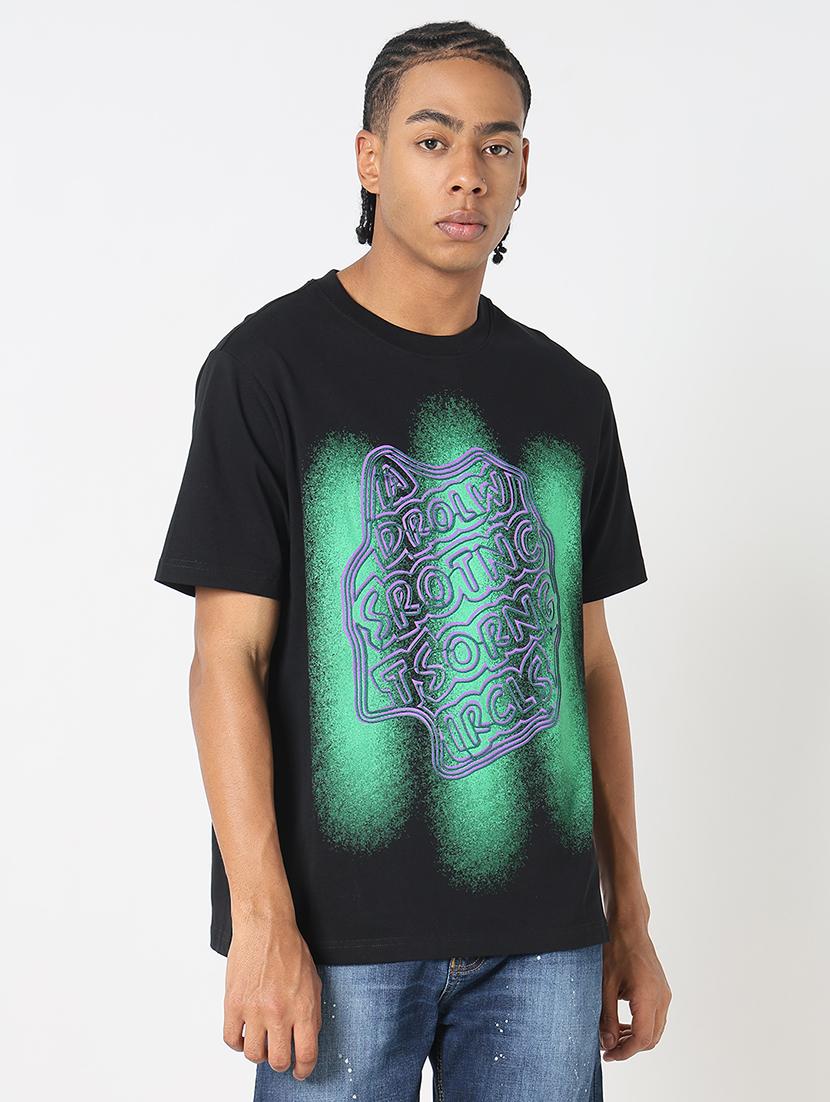 men front print round neck regular fit t-shirt - 21843285 -  Standard Image - 1