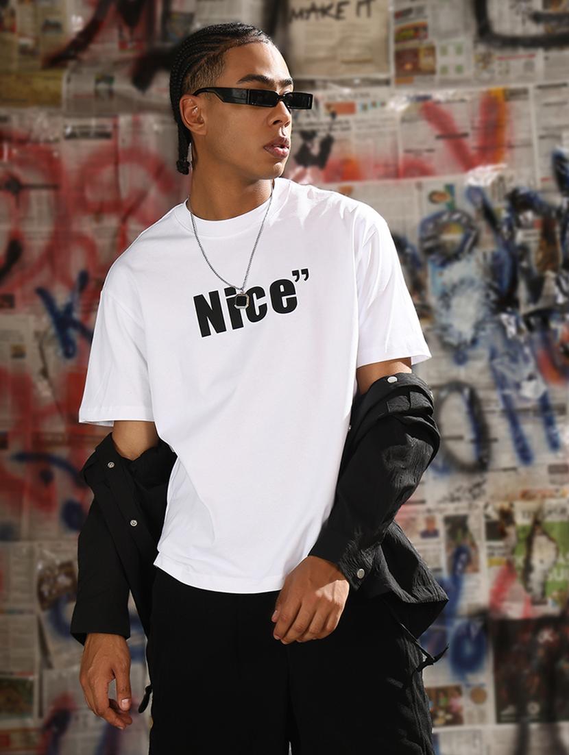 men chest print round neck regular fit t-shirt - 21843321 -  Zoom Image - 0