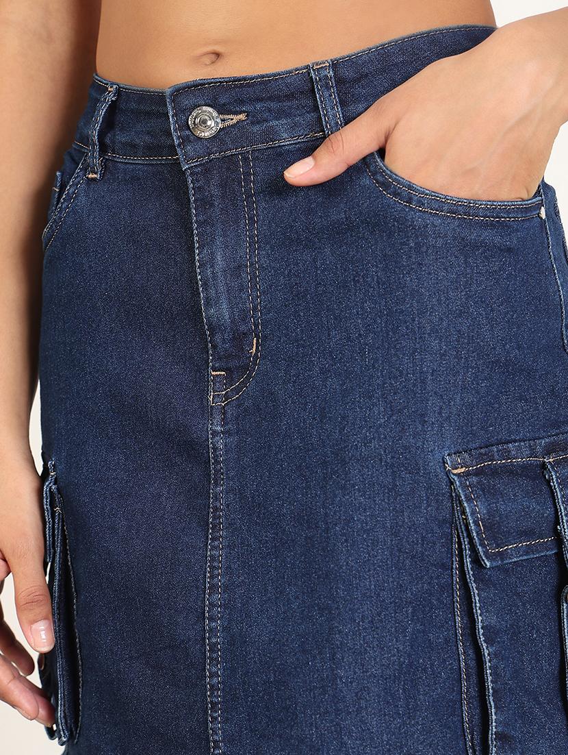 women solid mid rise denim cargo skirt - 21843343 - Standard Image - 4