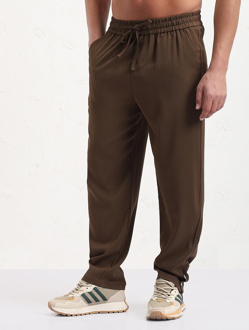 men brown solid ragular fit low rise casual trouser - 21843941 - Standard Image - 1