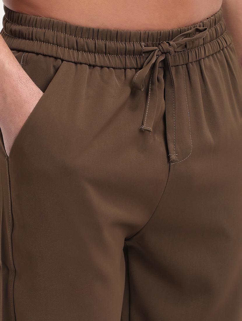 men brown solid ragular fit low rise casual trouser - 21843941 - Standard Image - 4