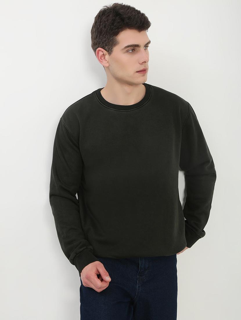 men green long sleeve solid slim fit sweatshirt - 21843945 -  Zoom Image - 0