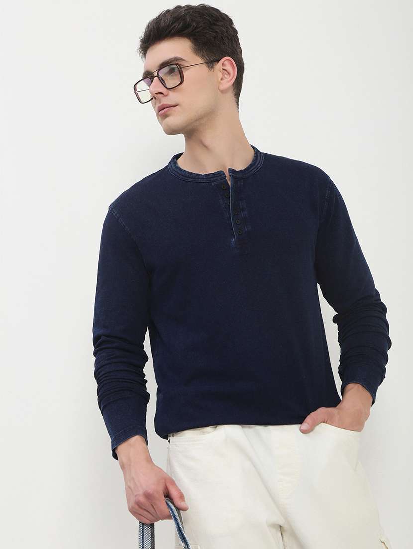 men navy blue long sleeve solid slim fit t-shirt