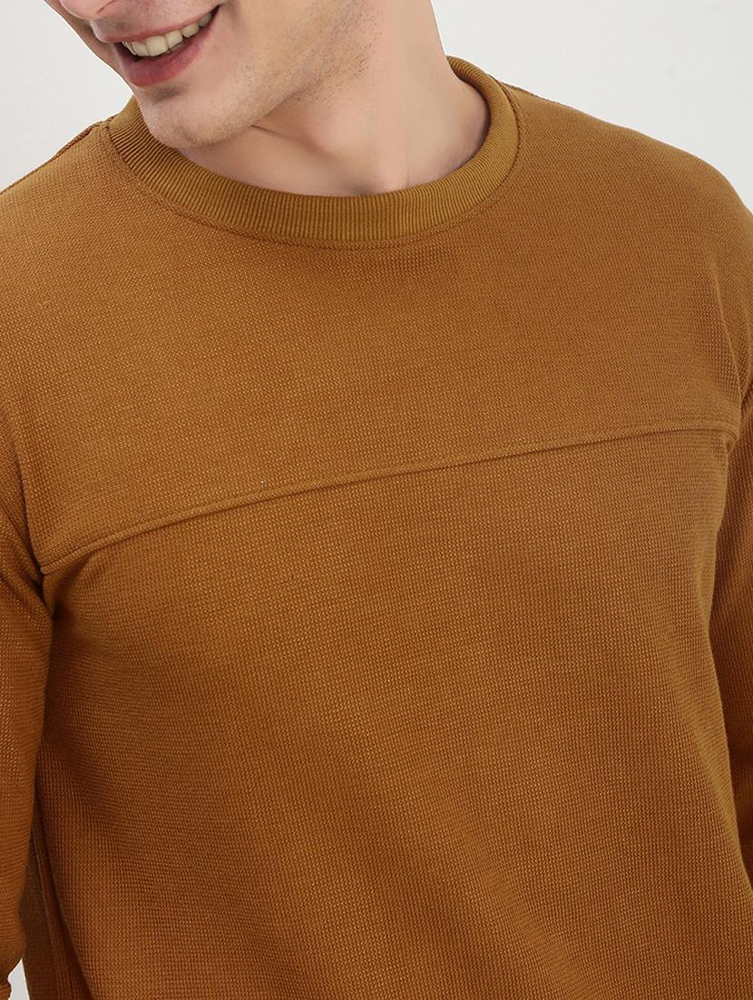 men mustard long sleeve solid slim fit t-shirt - 21843964 - Standard Image - 4