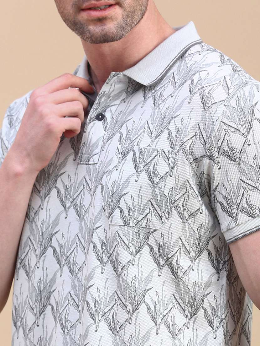 men printed short sleeve slim fit polo t-shirt - 21844312 -  Standard Image - 4