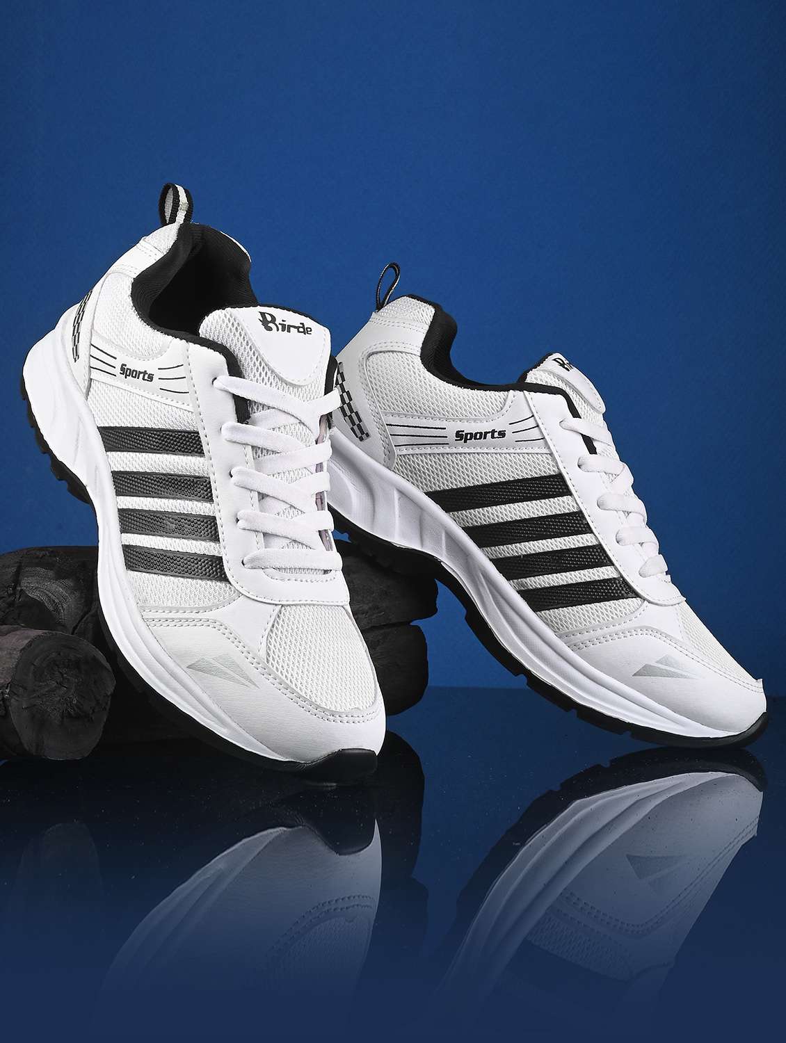 women white lace-up sports shoe