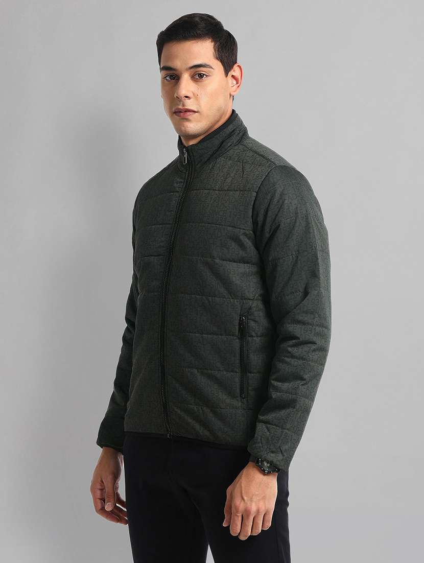 men green typography long sleeve quilted jacket