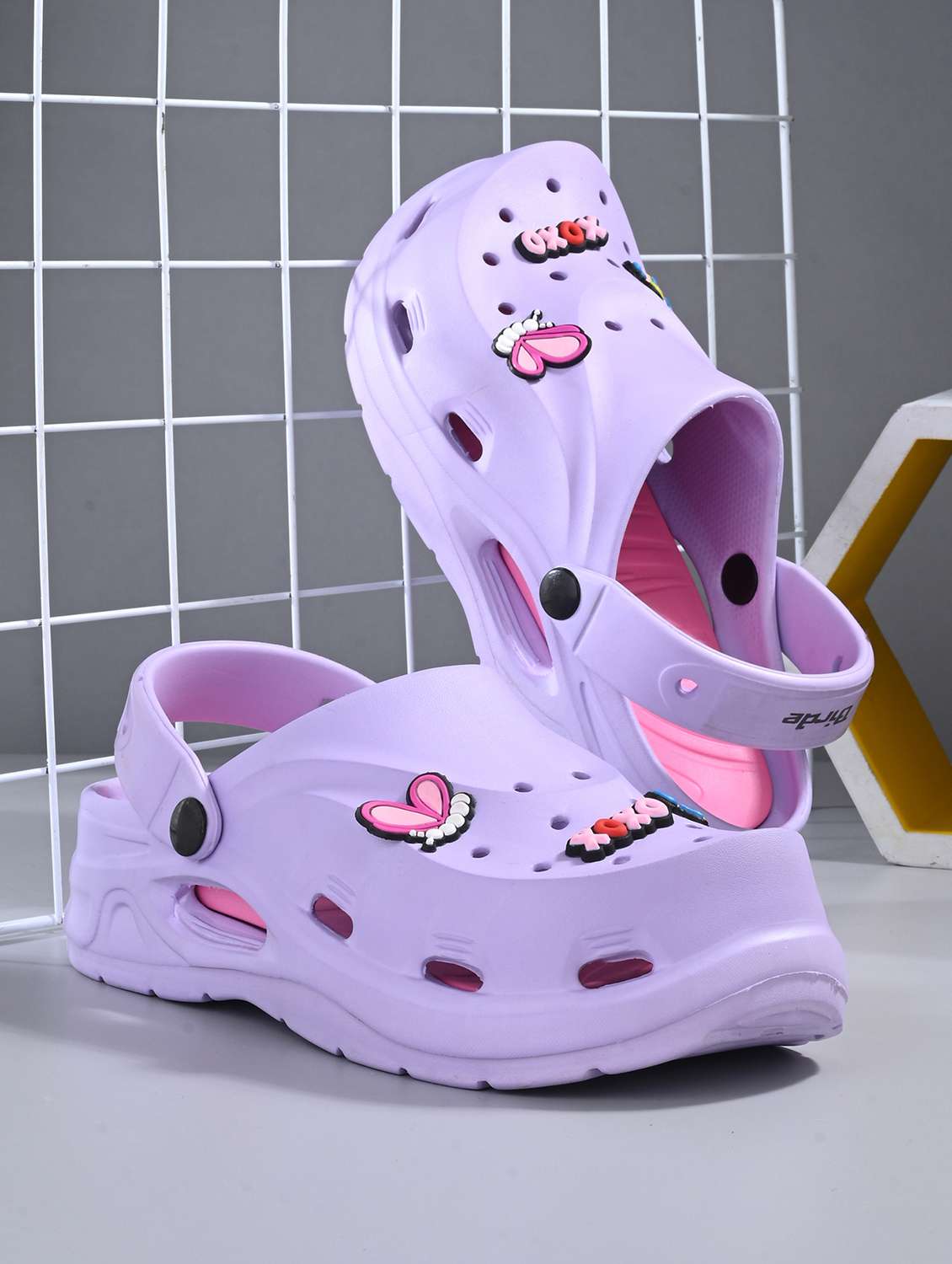 women lavender solid clogs 