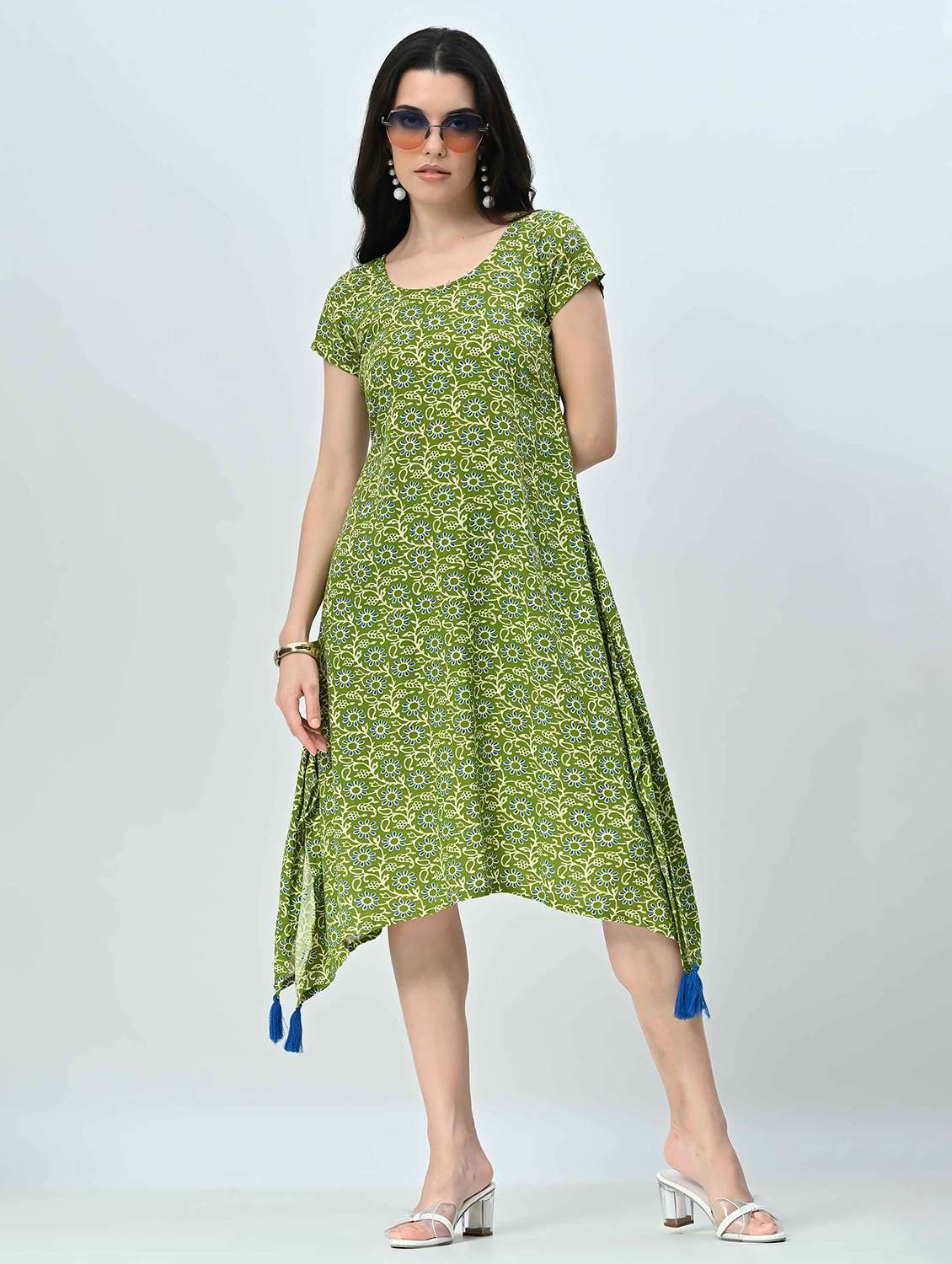 women printed round neck asymmetric dress