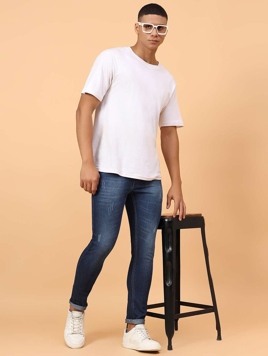 men blue mid rise ankle length denim jean - 21853423 - Standard Image - 4