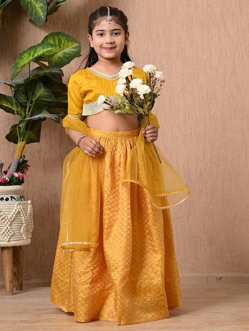 girls self design short sleeve lehenga choli set