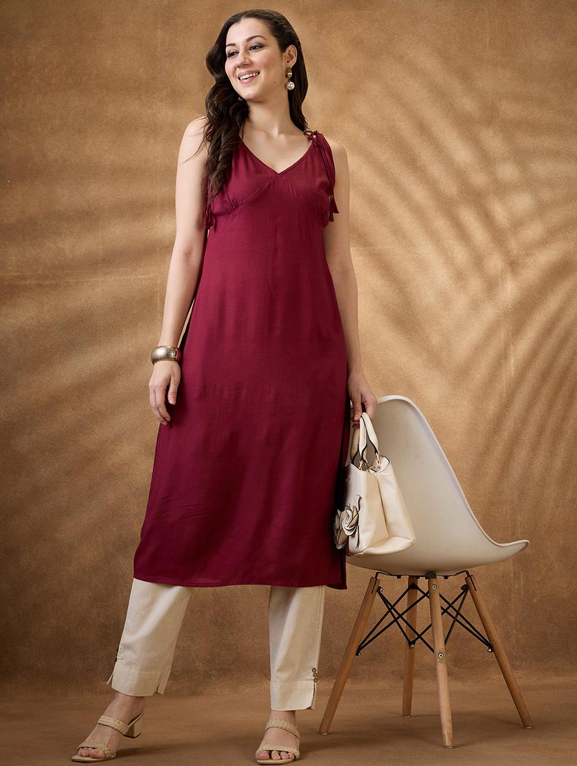 women maroon solid sleeveless a-line kurta - 21853677 - Zoom Image - 0