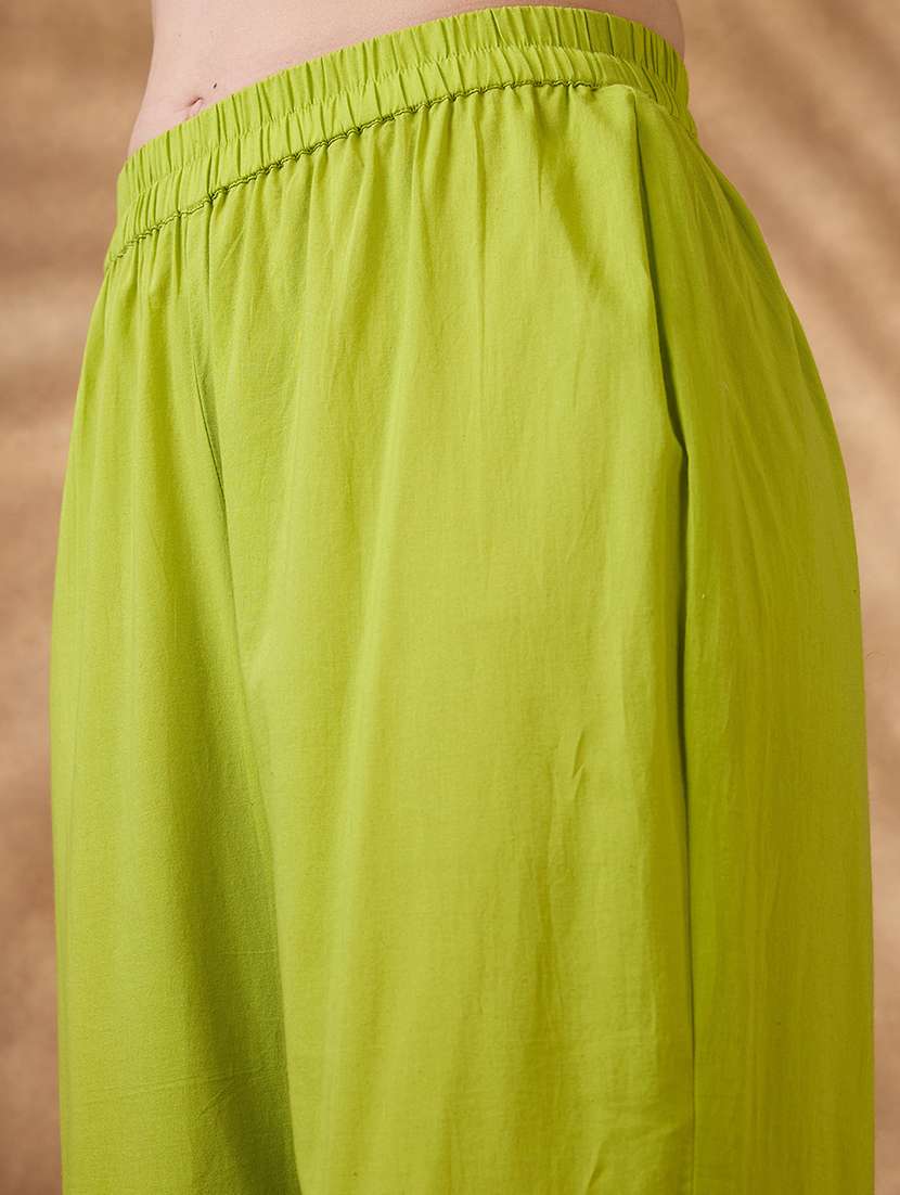 women green embroidered kurta sharara set - 21853678 -  Standard Image - 4