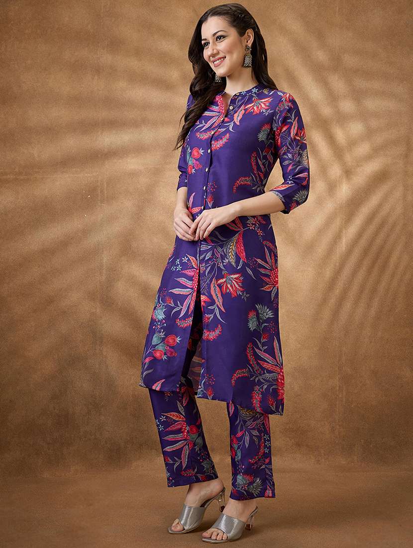 women three quarter sleeve kurta pant set - 21853681 -  Standard Image - 1