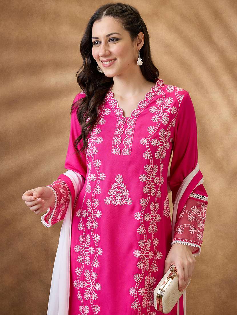 women three quarter sleeve kurta pant with dupatta set - 21853689 -  Standard Image - 6