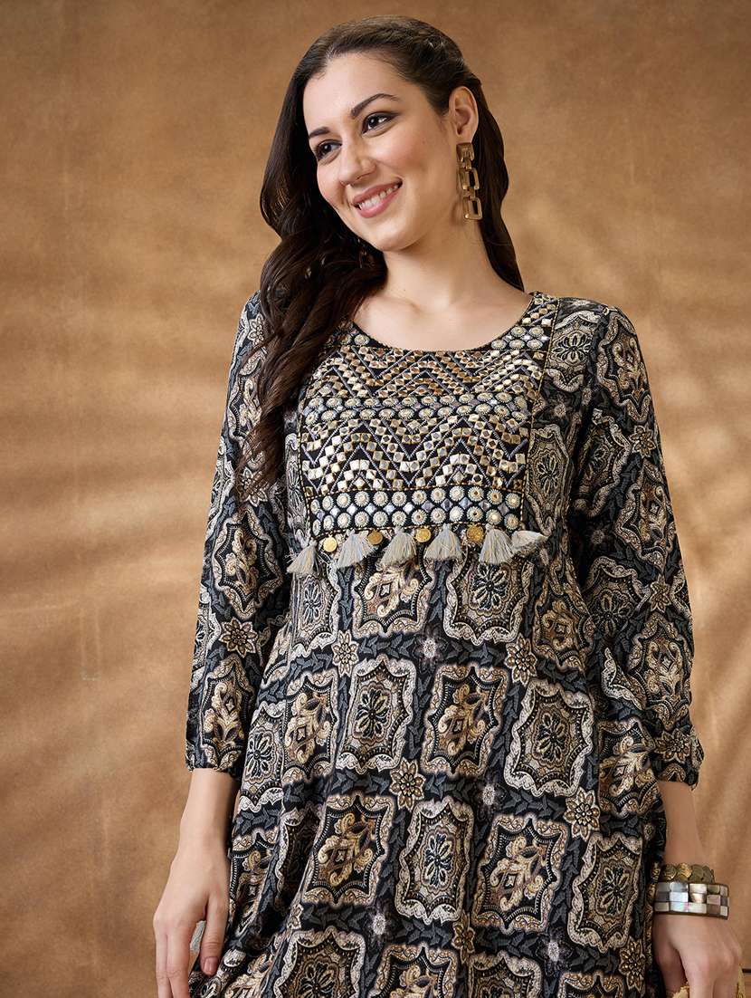 women black printed round neck flared ethnic dress - 21853726 -  Standard Image - 4
