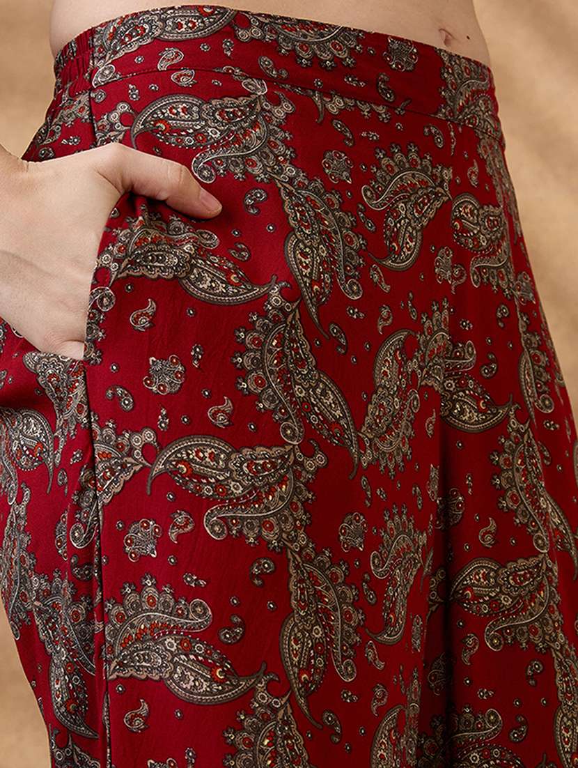 women maroon three quarter sleeve kurta pant set - 21853735 -  Standard Image - 4