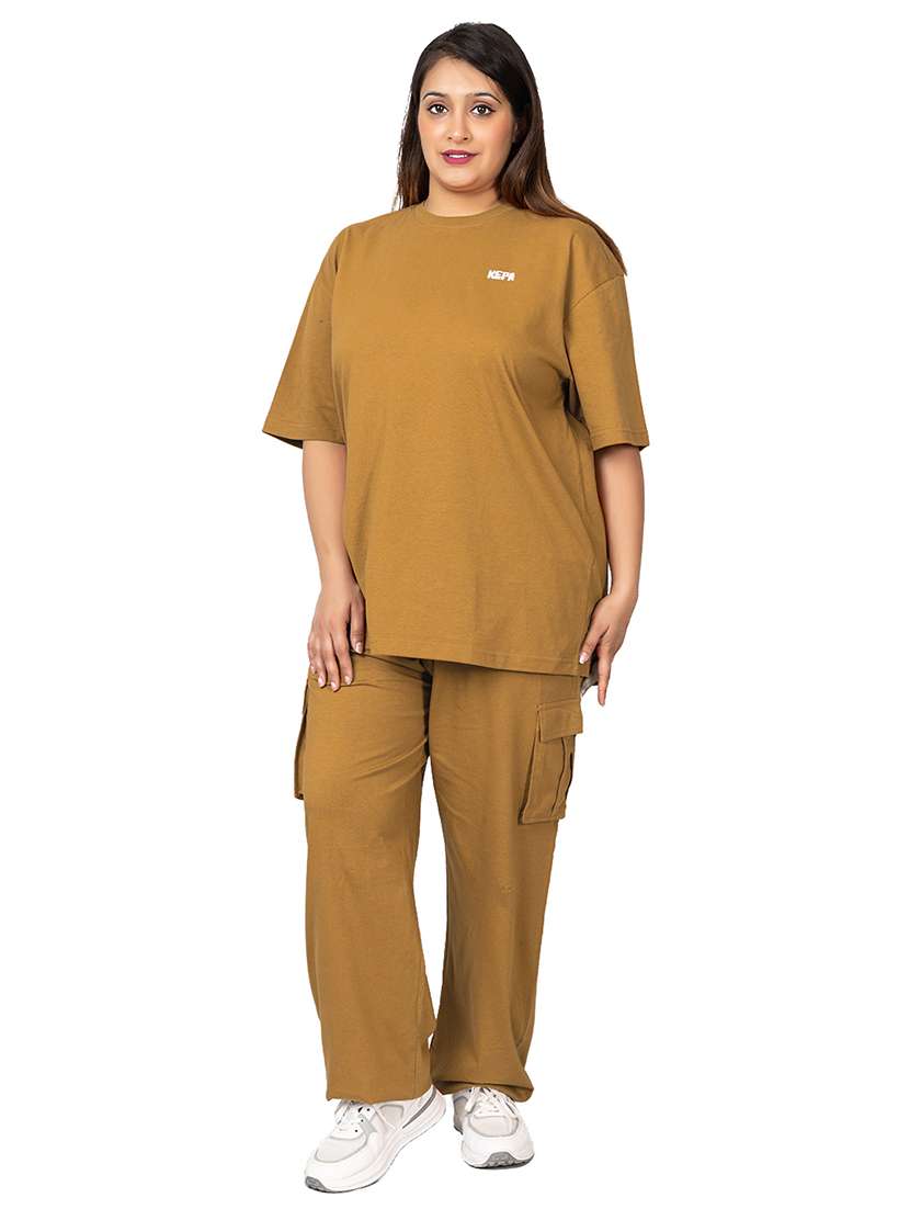 women solid t-shirt and trouser co-ord set - 21854369 -  Standard Image - 4