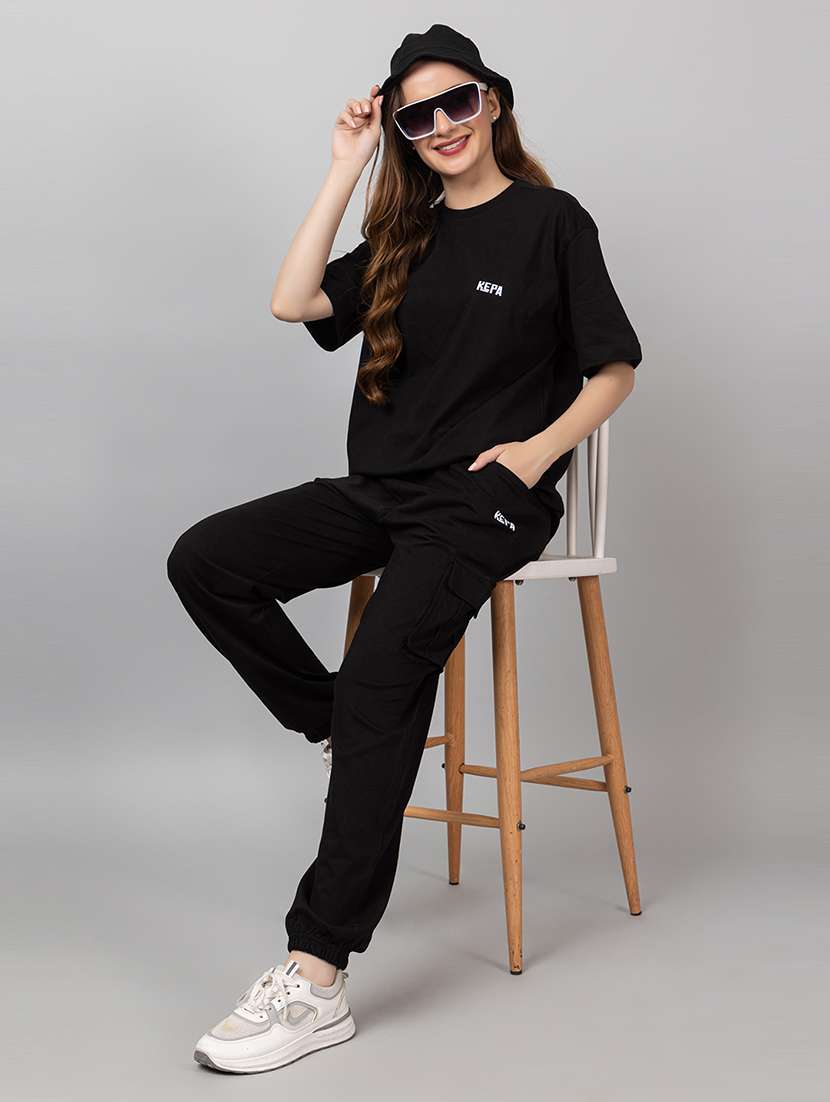 women solid t-shirt and jogger co-ord set