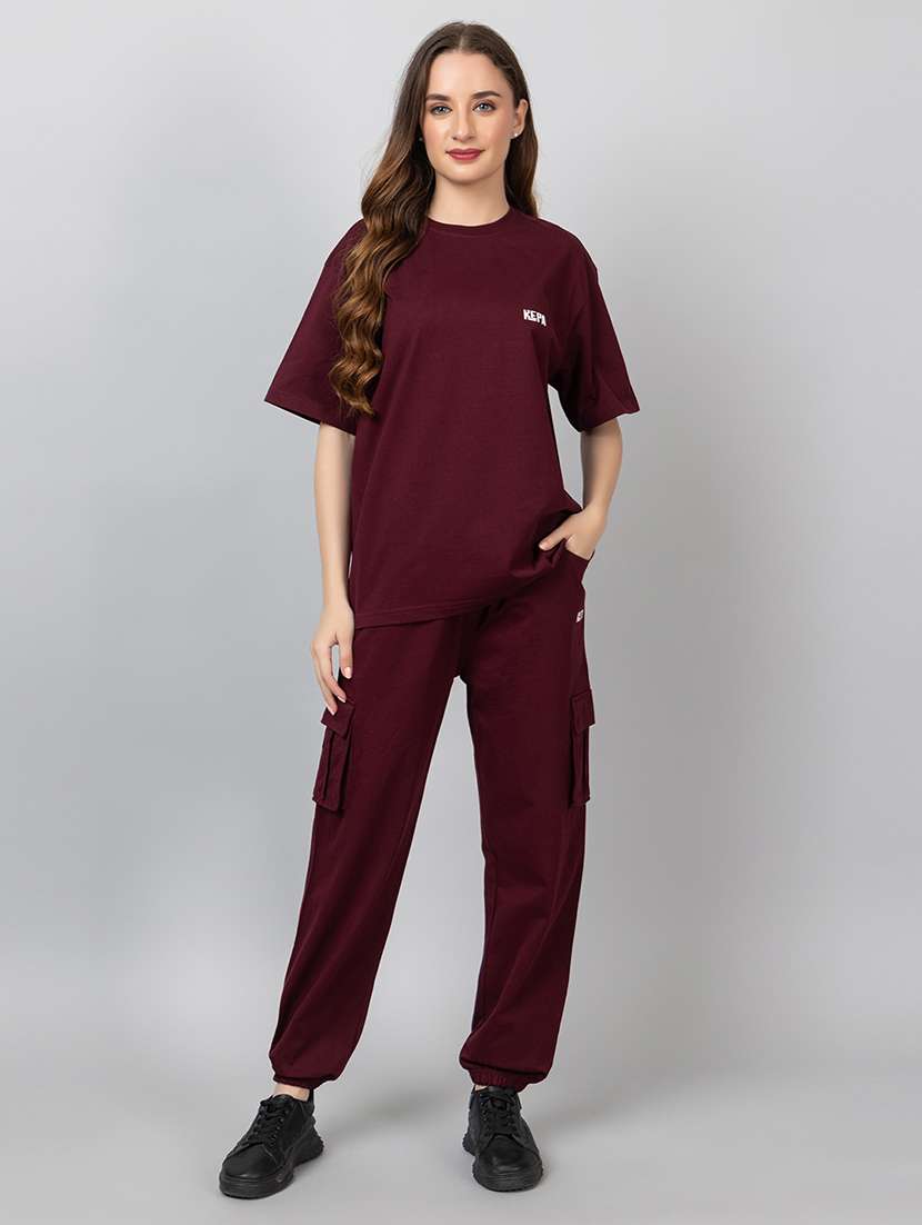 women solid t-shirt and jogger co-ord set