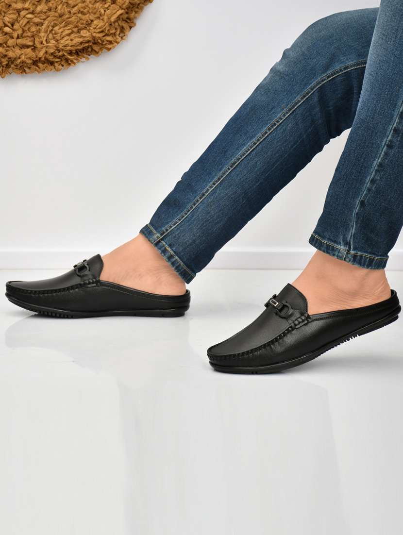men slip on horsebit loafer - 21854505 -  Standard Image - 4