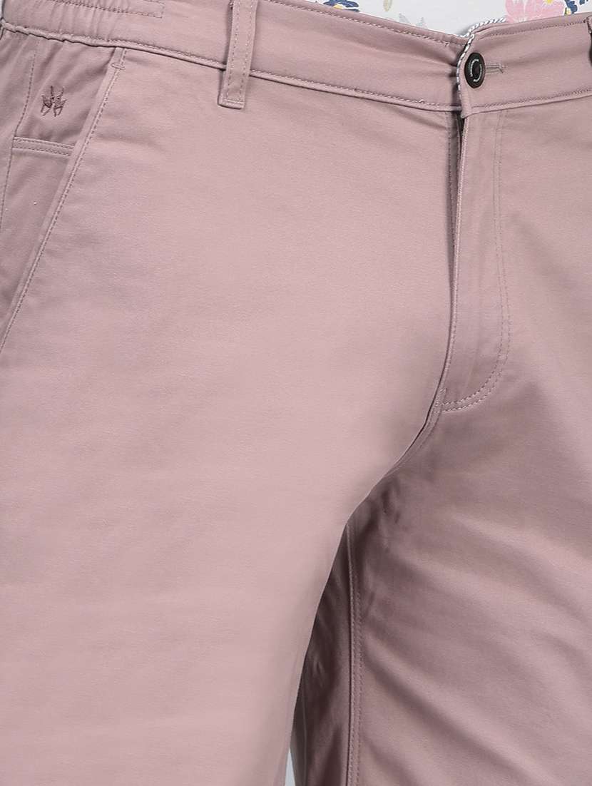 men solid mid rise slim fit short - 21854747 -  Standard Image - 6