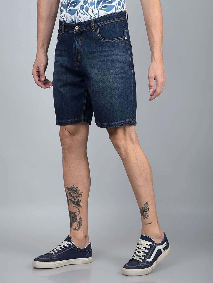 men washed mid rise shorts - 21854753 -  Standard Image - 1