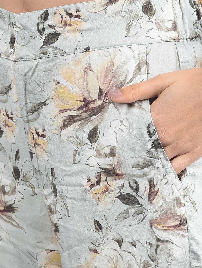 women printed shirt and trouser co-ord set - 21854806 -  Standard Image - 4