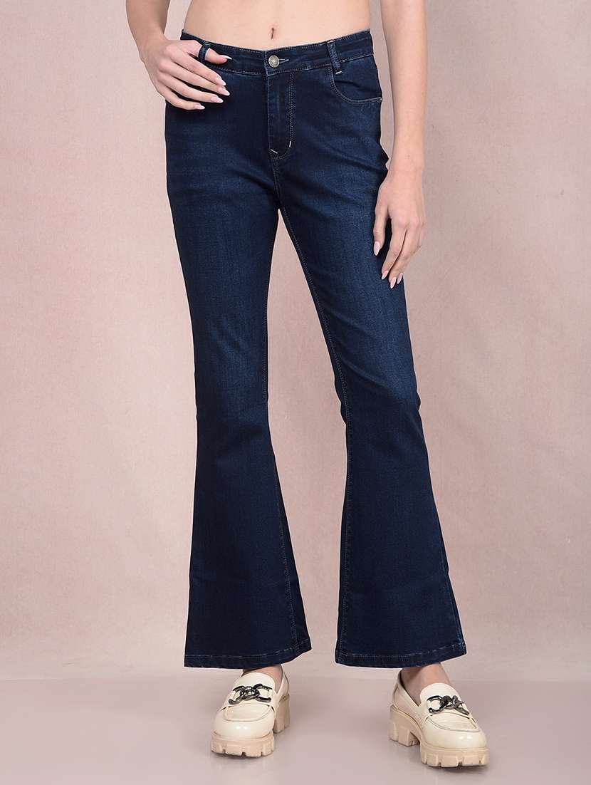 women solid mid rise bootcut jean