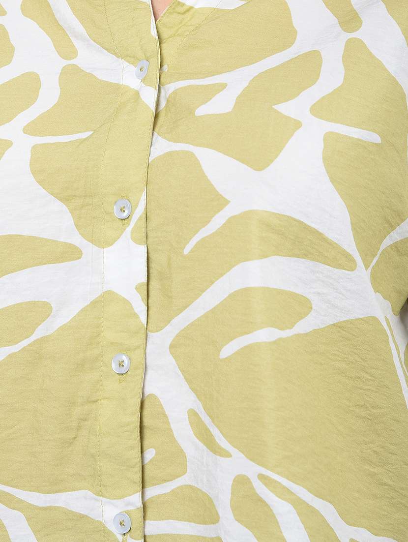 women printed long sleeves crop shirt - 21854870 -  Standard Image - 4