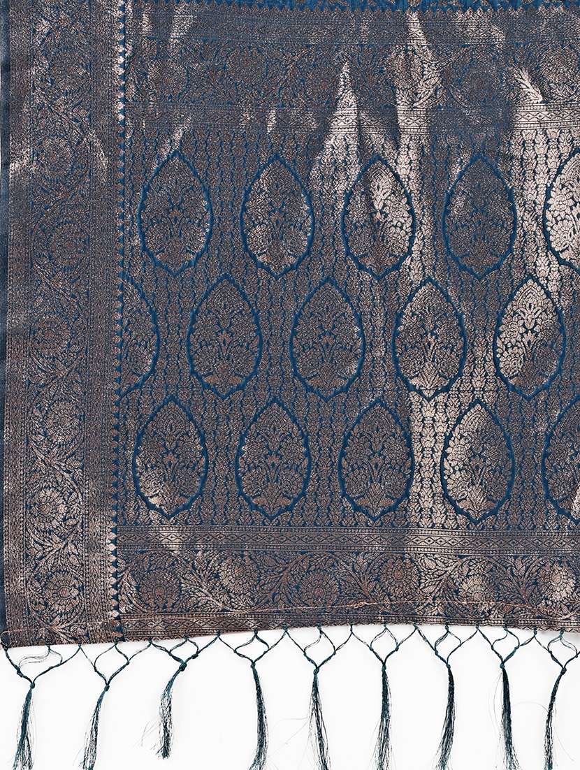 women self design banarasi saree with blouse - 21855537 -  Standard Image - 4