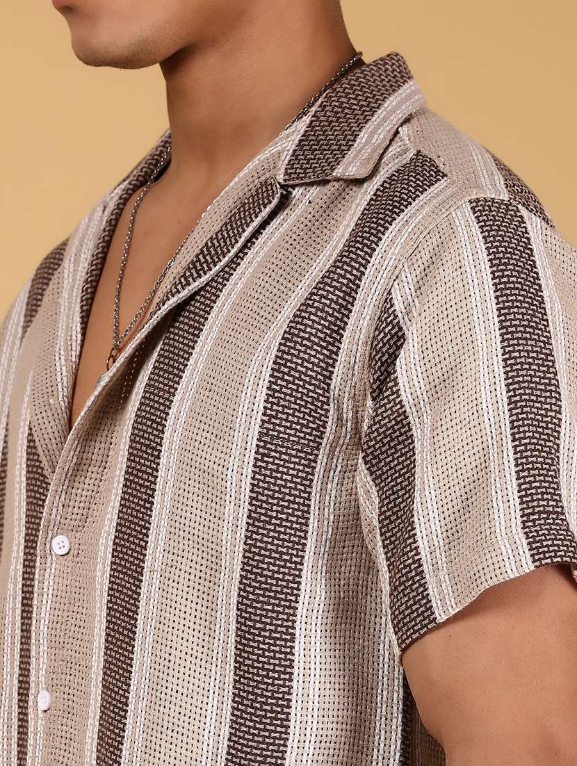 men striped short sleeve regular fit casual shirt - 21863121 -  Standard Image - 4