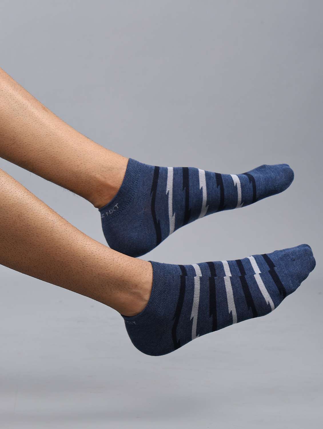 men pack of 3 ankle length sock - 21863672 -  Standard Image - 4