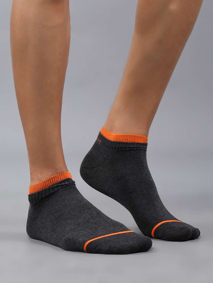 men pack of 3 solid ankle length socks - 21863713 -  Standard Image - 1