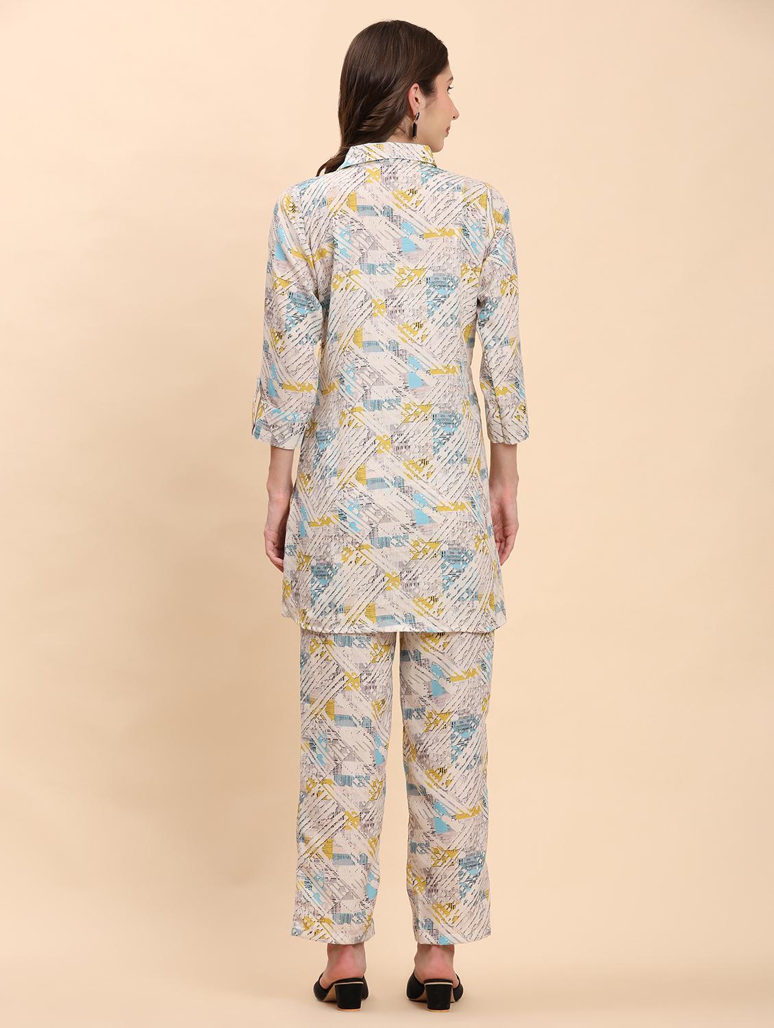 women printed shirt and trouser co-ord set - 21863831 - Standard Image - 4