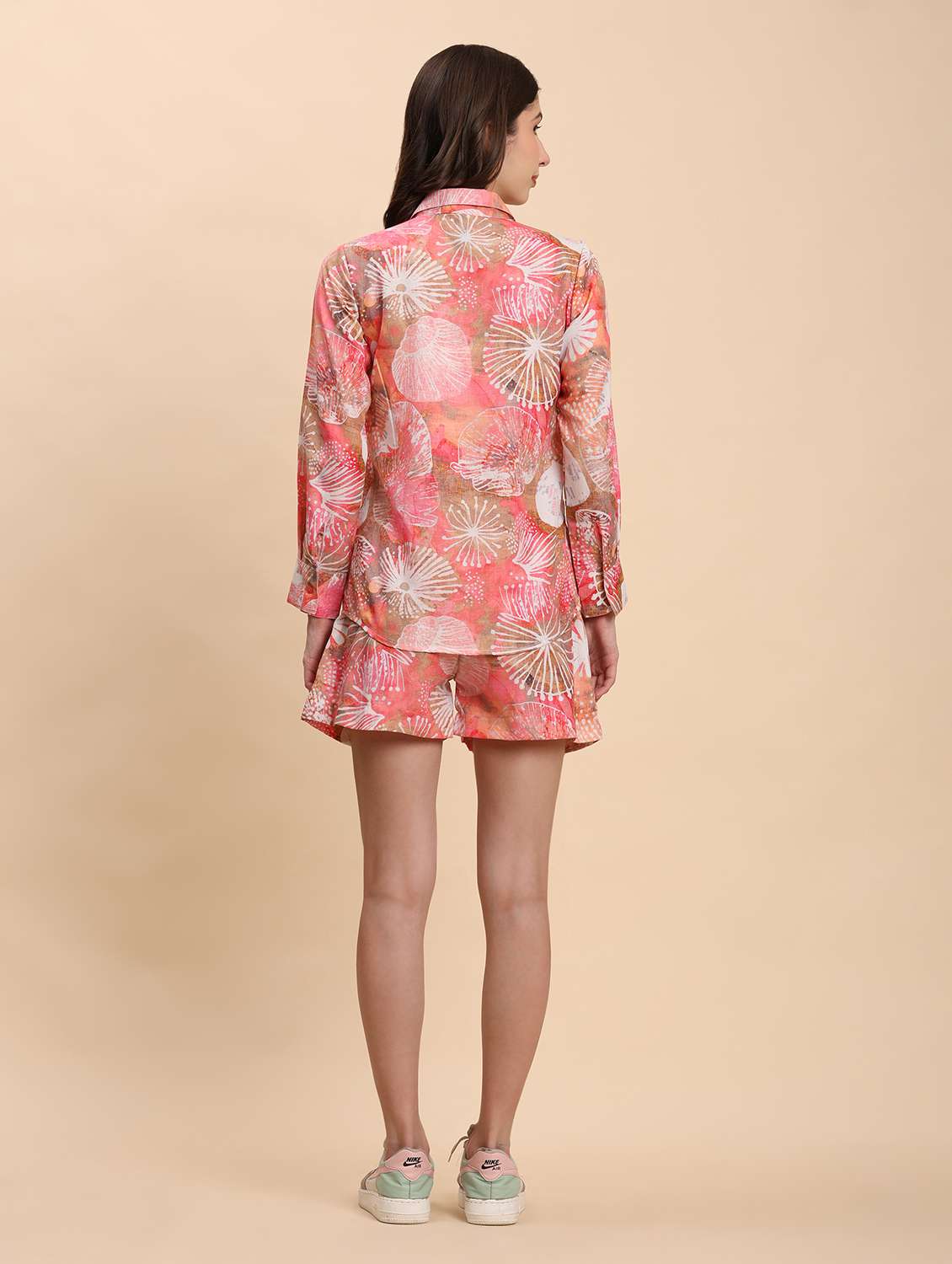 women printed shirt & shorts co-ord set - 21863875 - Standard Image - 4