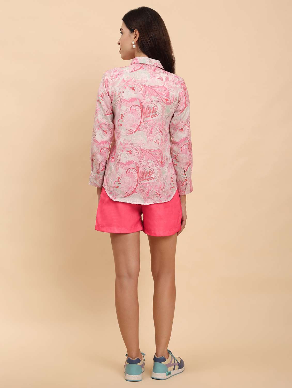 women printed shirt & shorts co-ord set - 21863883 - Standard Image - 4
