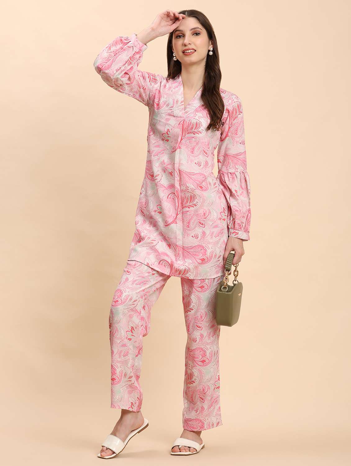 women printed ethnic co-ord set